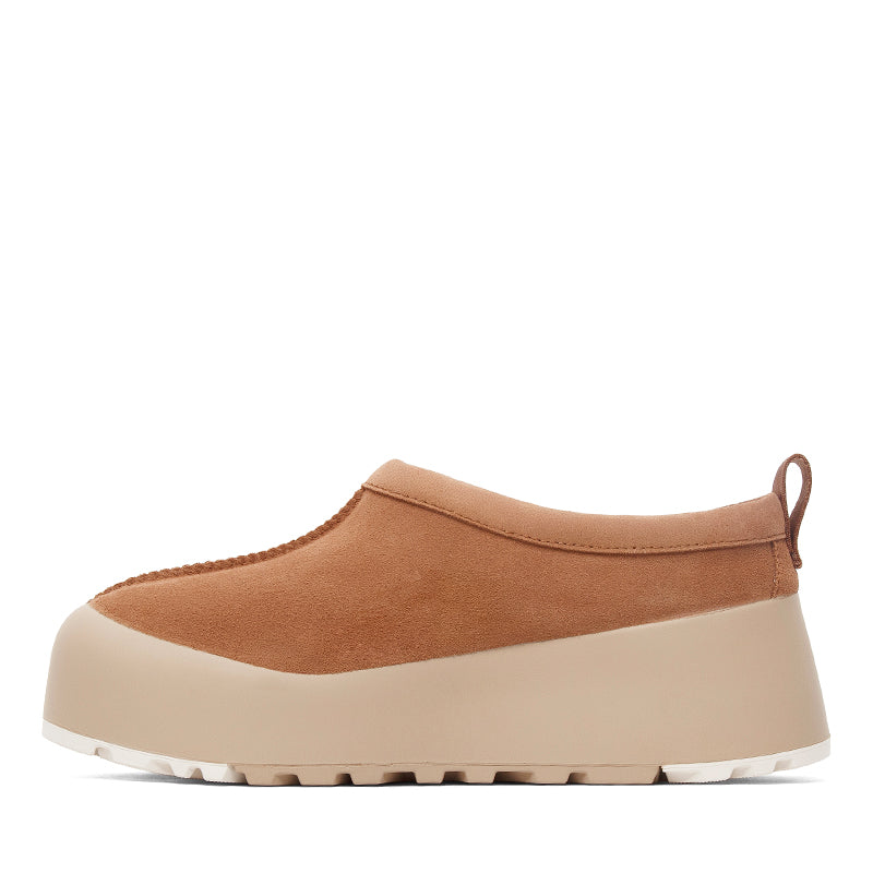 UGG-TASMAN STREETSCAPE W - available at RUBINO  