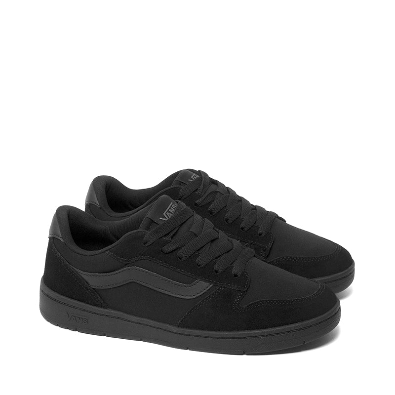VANS-RYLAND M - available at RUBINO  