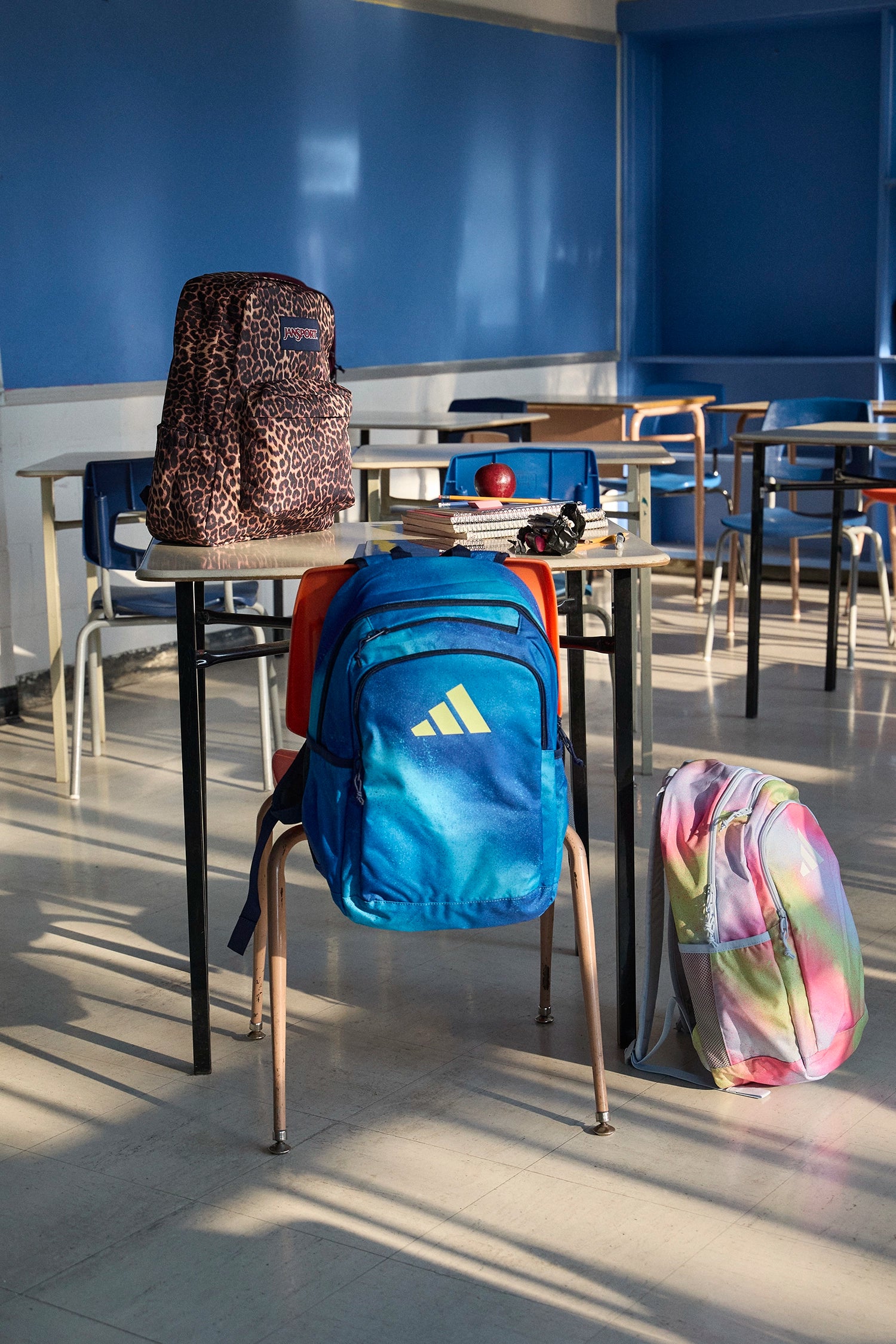 backpacks_classroom.webp